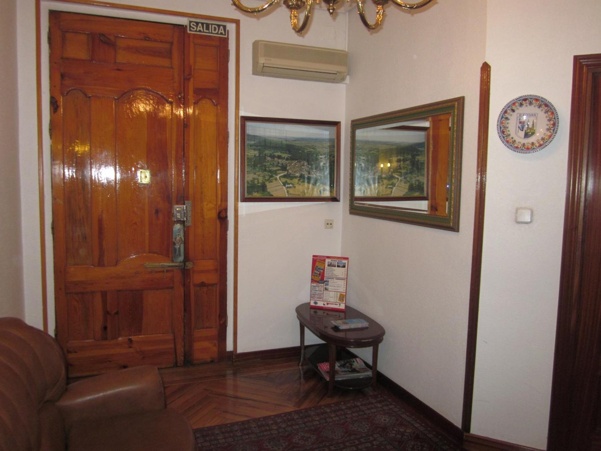 Hostal Splendid - Gran Via Madrid Exterior photo